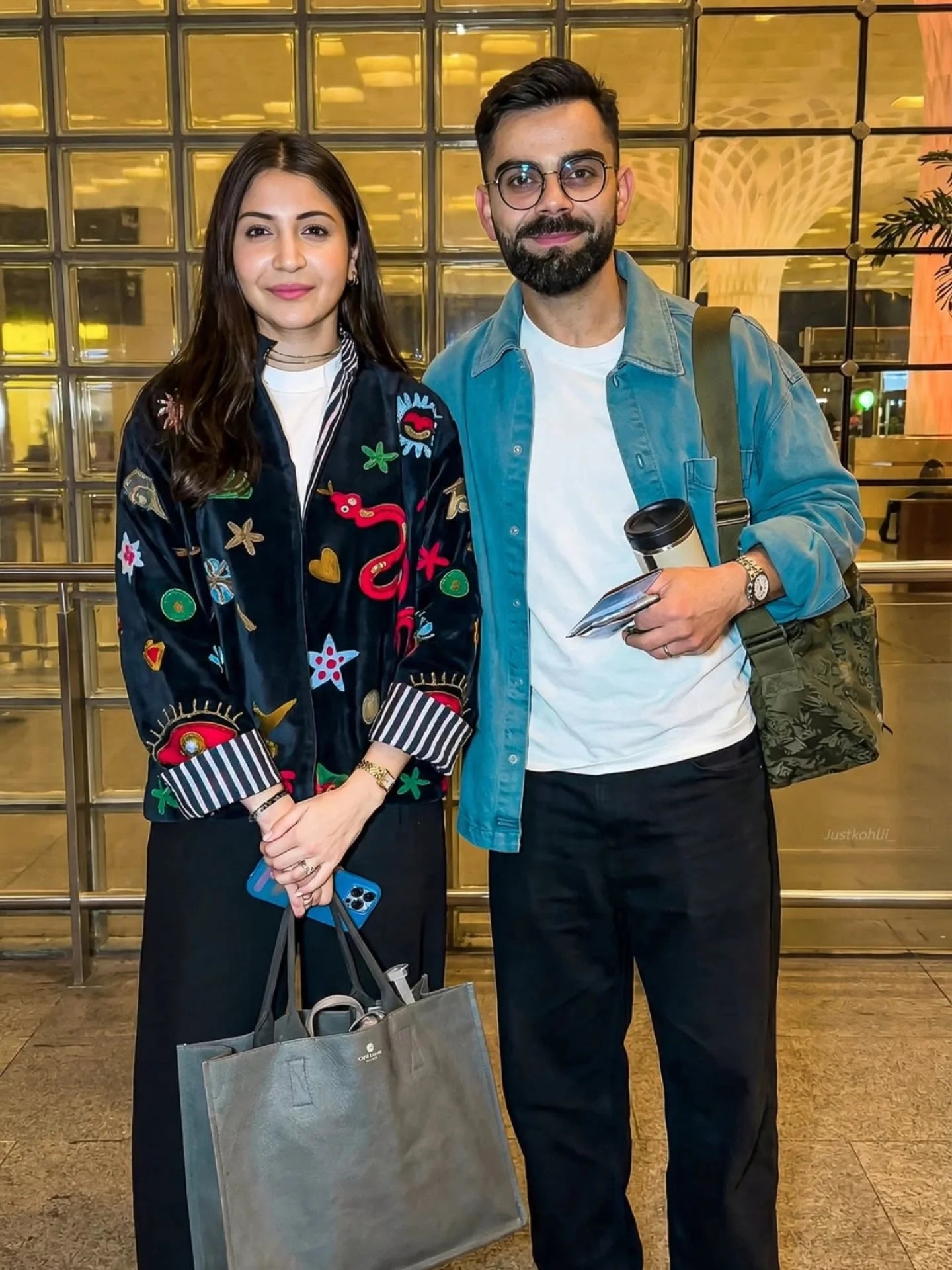 Anushka Sharma Suzani Jacket - Alfaq