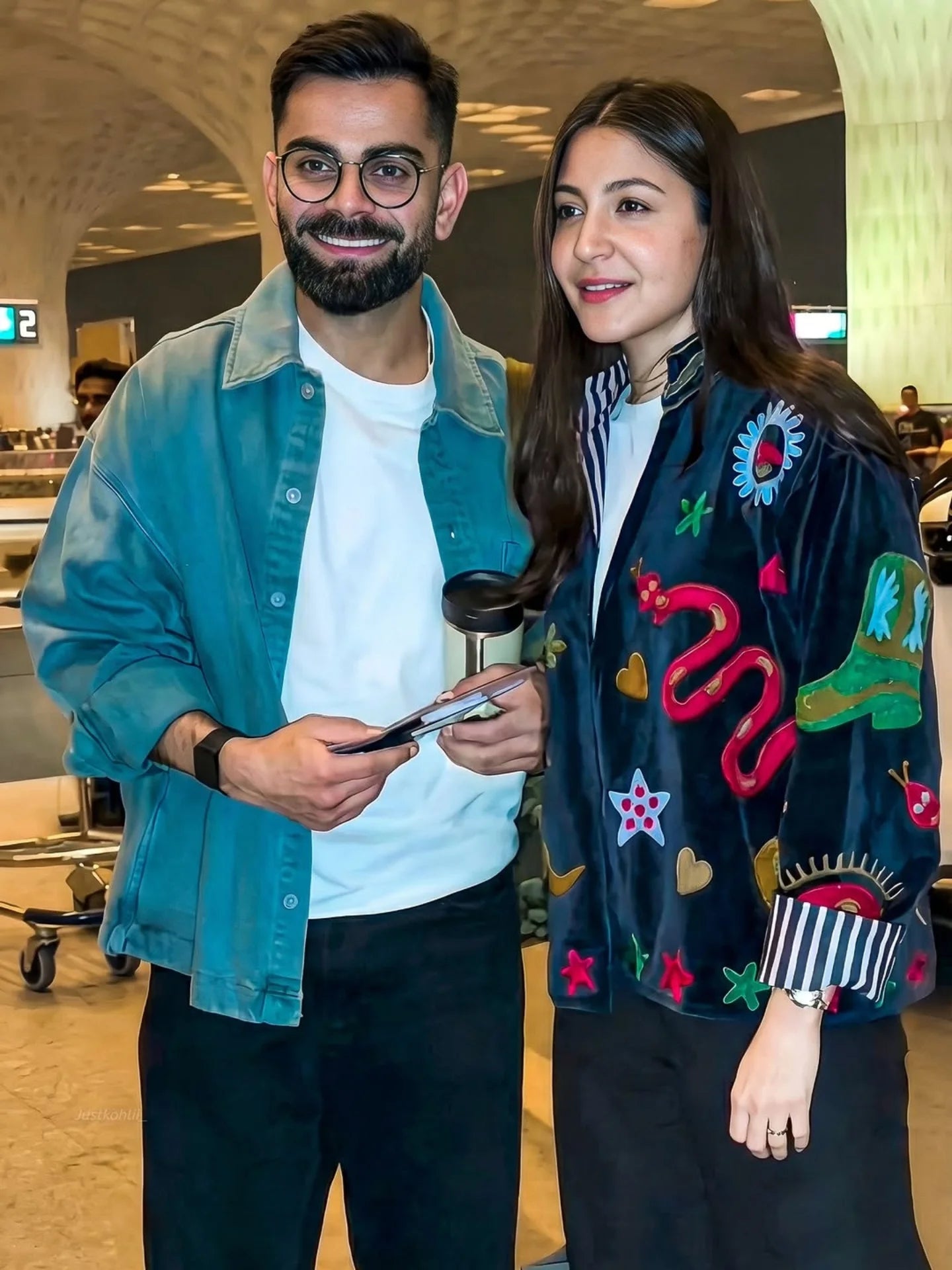 Anushka Sharma Suzani Jacket - Alfaq