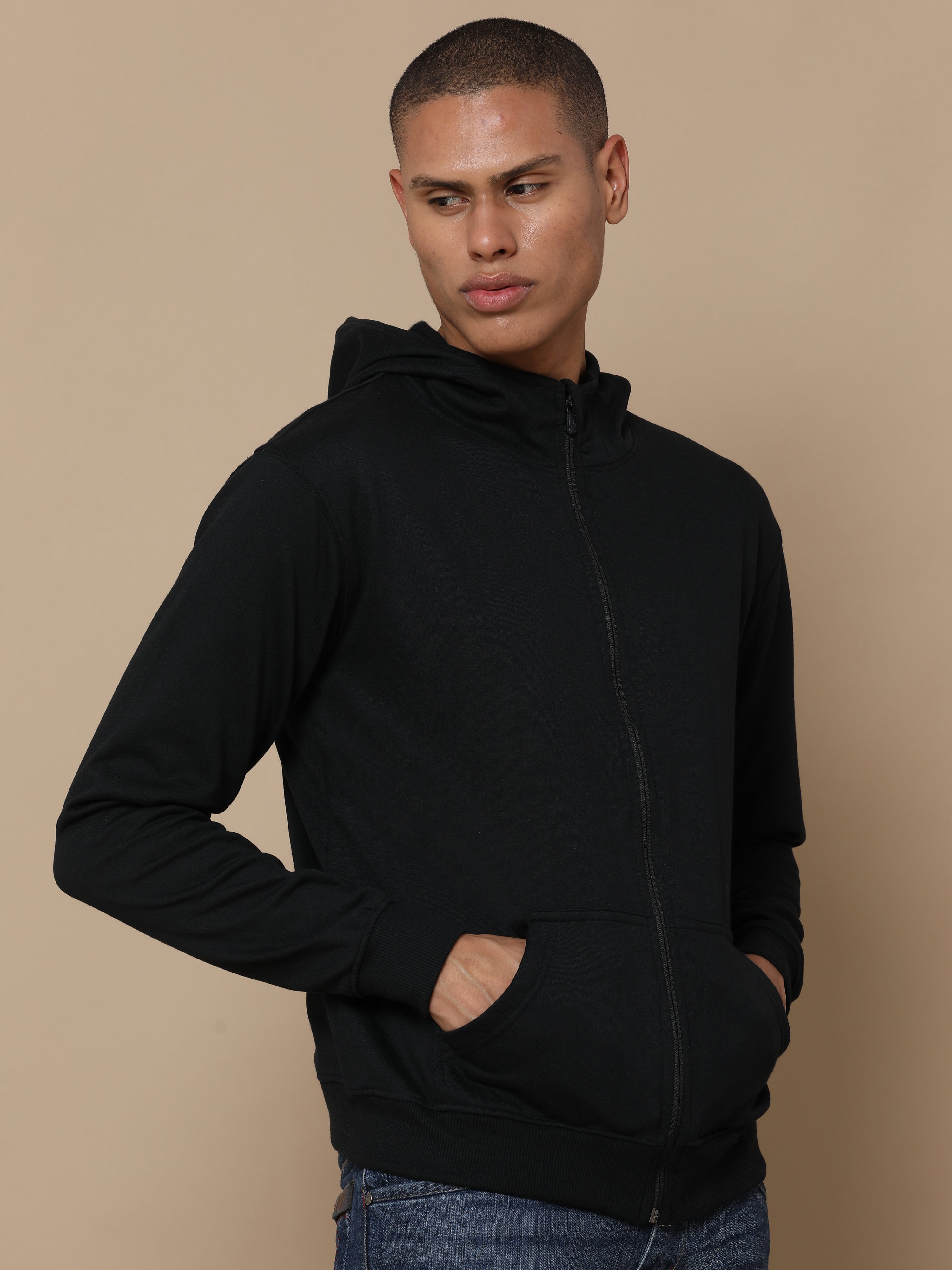 Black Basics Zipper Hoodie